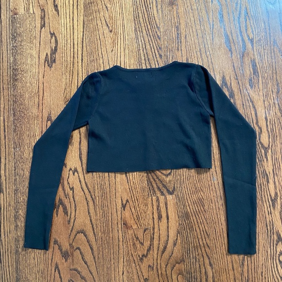 ONE LEFT - Cropped Cardigans - Picture 5 of 5